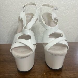 Pleaser Platform Heel White Open Toe Sandal Ankle Strap Size 7